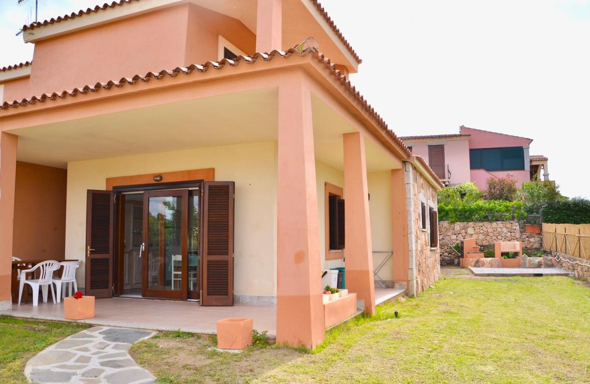 Iss Travel, Gli Asfodeli - Large Apartments With Private Terrace San Teodoro  Exterior photo