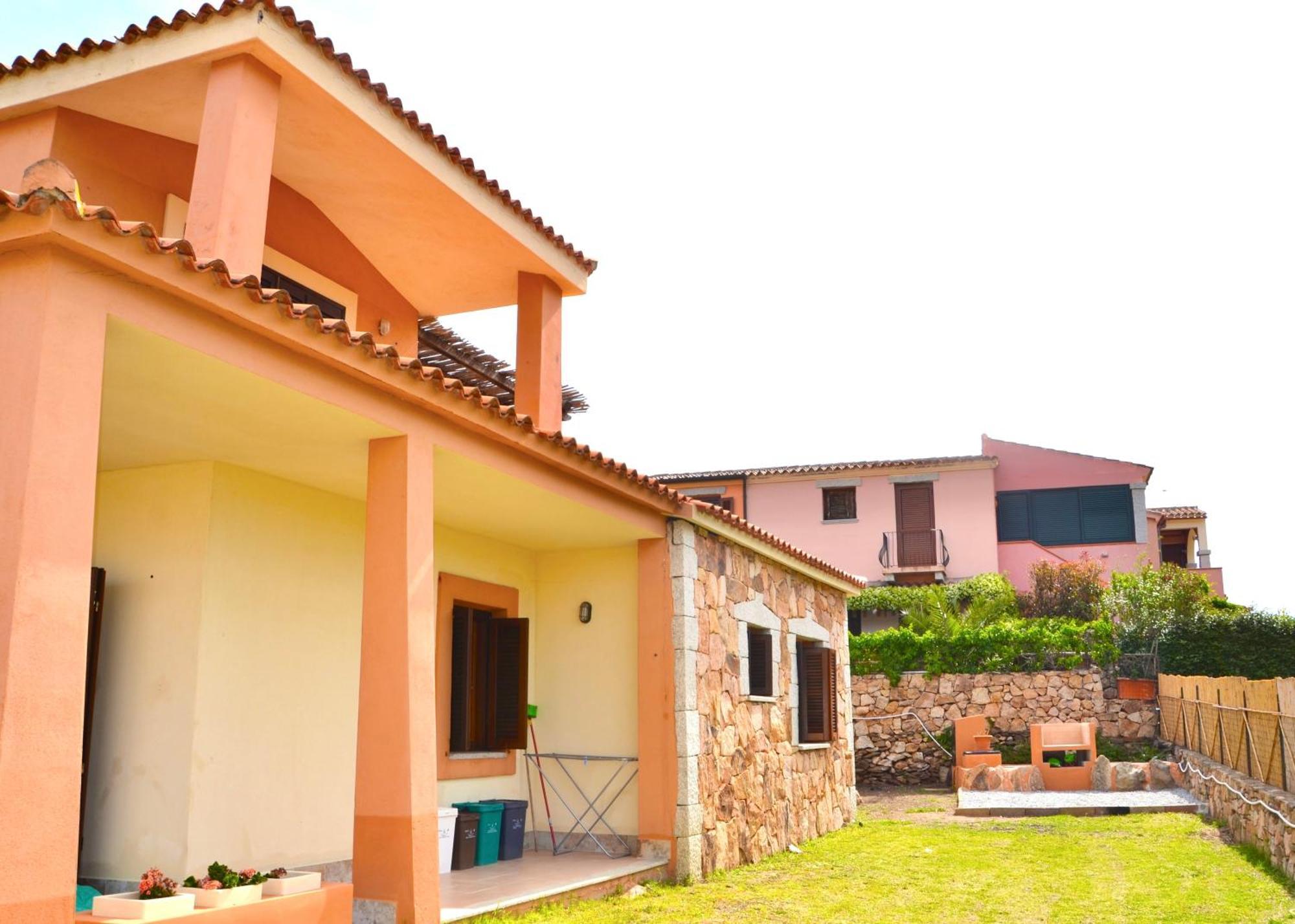 Iss Travel, Gli Asfodeli - Large Apartments With Private Terrace San Teodoro  Exterior photo